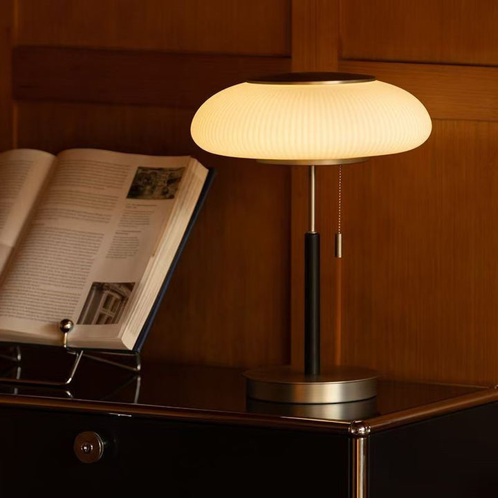 Modern Nordic Table Lamp — Minimalist Luxury Bedside Light for Bedroom